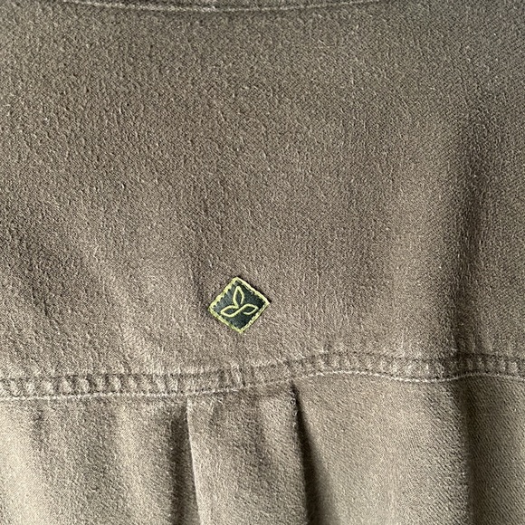 Prana long sleeve Men’s Button up - Picture 7 of 7